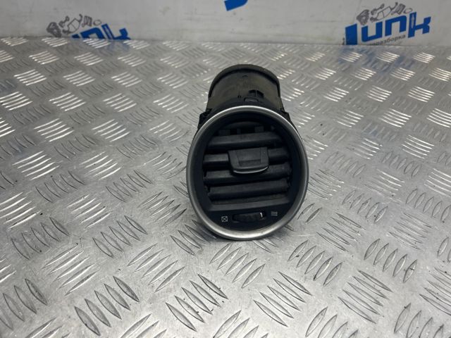687613JA0A NISSAN купить в Ровно