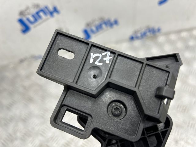 VAG 6R182353382V Ручка открывания капота в наличии Киев