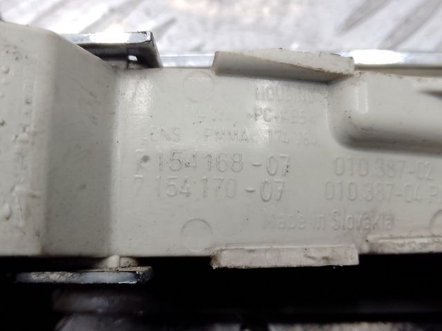 7154168 BMW Повторитель поворота на крыле правый купить в Украина