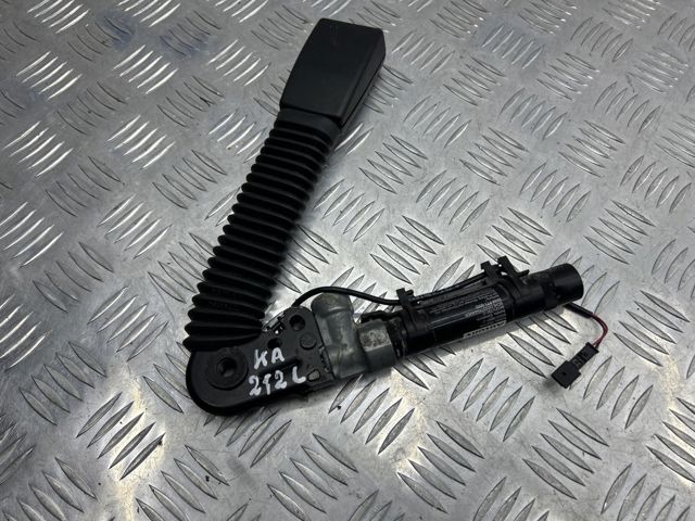 72119115305 BMW Рычаг (замок) фиксации ремня безопасности передний левый купить в Ужгород