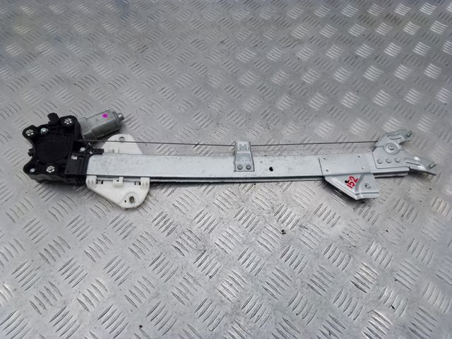 72210TX4A01 HONDA Стеклоподъемник передней правой двери купить в Черкассы