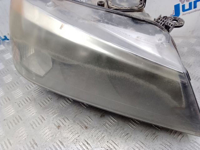 Фара правая 7222026 BMW