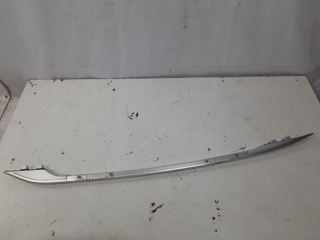 NISSAN 738221CA1A Рейлинг крыши правый в наличии Чернигов