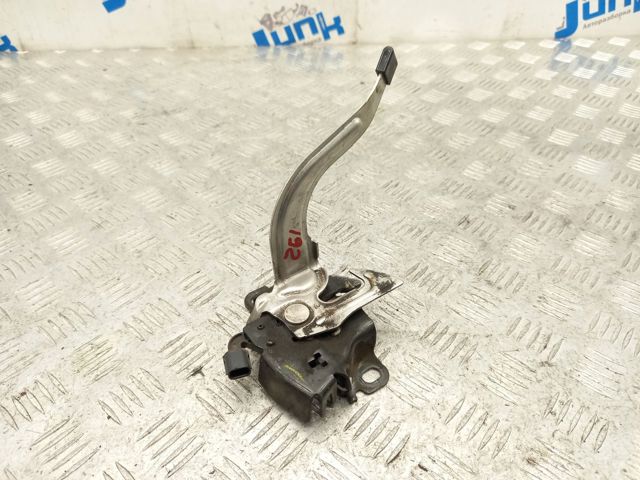 Запор капота (замок и привод замка капота) 74120TLAA01 HONDA