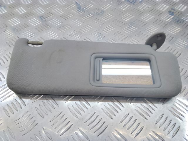 Козырек солнцезащитный 7431006581B2 TOYOTA
