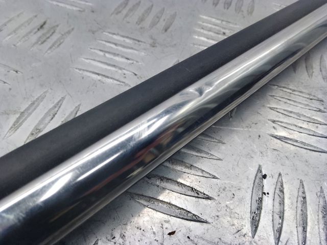 7572006180 TOYOTA Уплотнитель стекла передней левой двери купить в Черкассы