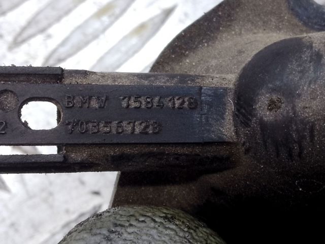 Трубка картера воздушная 7584128 BMW