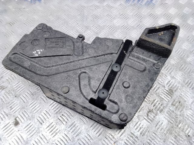 7L0012112A VAG купить в Винница