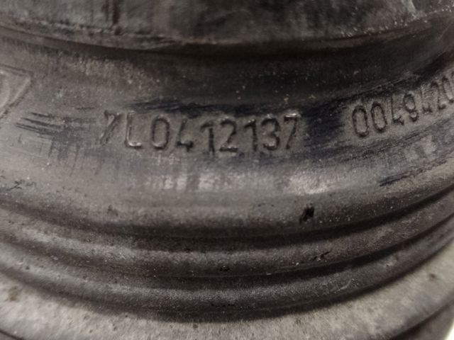 7L0412137 VAG Пыльник амортизатора купить в Черновцы