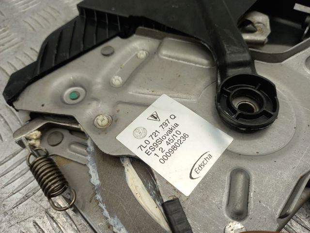 Рычаг стояночного тормоза 7L0721797Q VAG