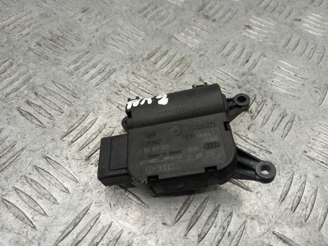 Мотор заслонки рециркуляции воздуха 7L0907511A VAG