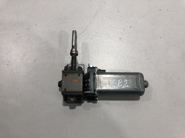7L0959761A Мотор привода регулировки сиденья купить Ужгород