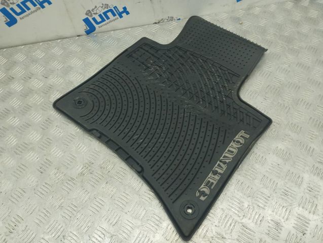 VAG 7L1061501041 Передние коврики в наличии Житомир