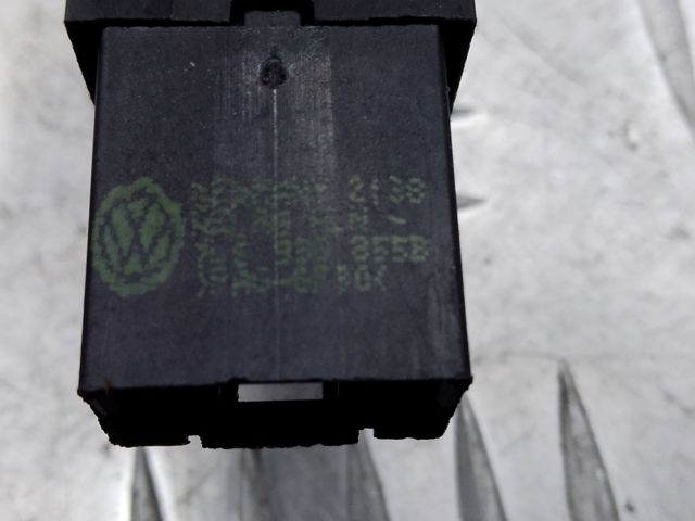 Кнопка подъемника переднего правого стекла 7L6959855B3X1 VAG