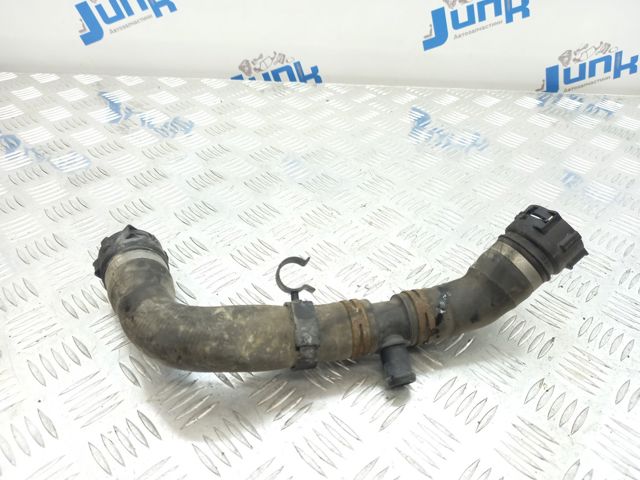VAG 7L8121051H Шланг (патрубок) радиатора охлаждения нижний в наличии Черкассы
