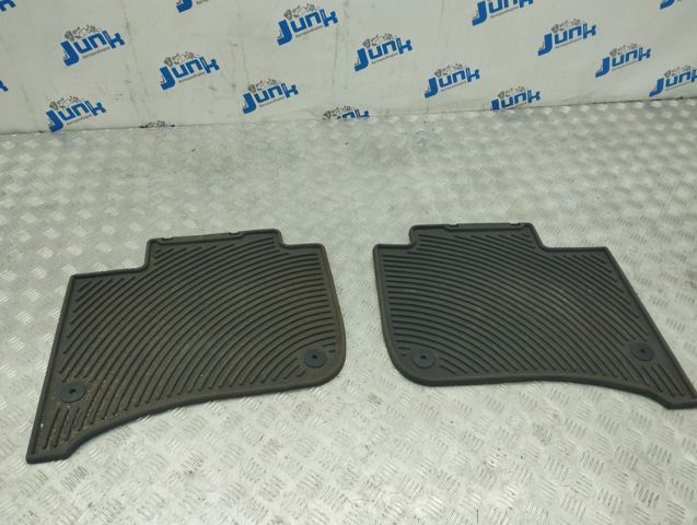 Коврик задний, комплект из 2 шт. 7P0061511041 VAG