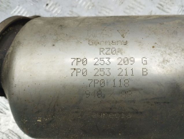 Труба приемная (штаны) глушителя, передняя, правая 7P0253209G VAG