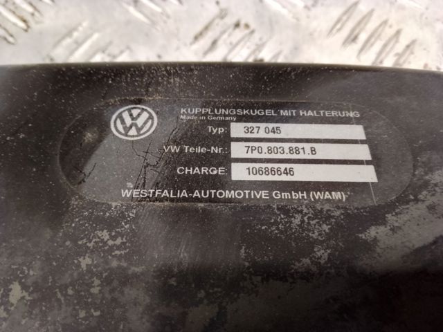 Траверса фаркопа 7P0803881B VAG
