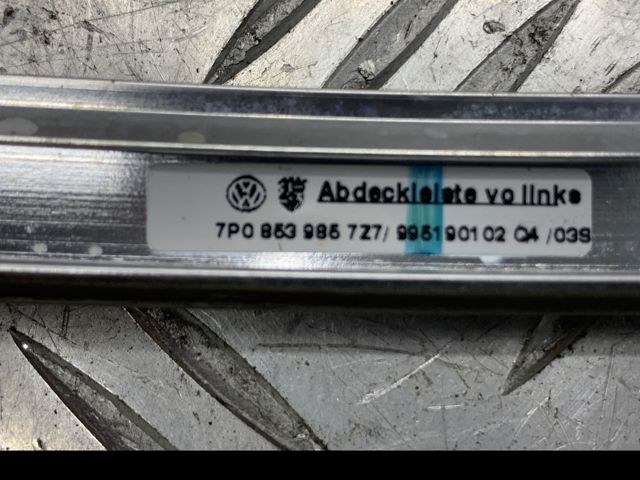 7P08539857Z7 VAG Молдинг лобового стекла левый купить в Харьков