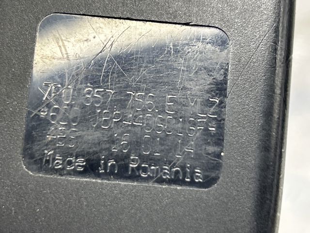 Рычаг фиксации ремня безопасности передний, правый 7P0857756EYLZ PORSCHE