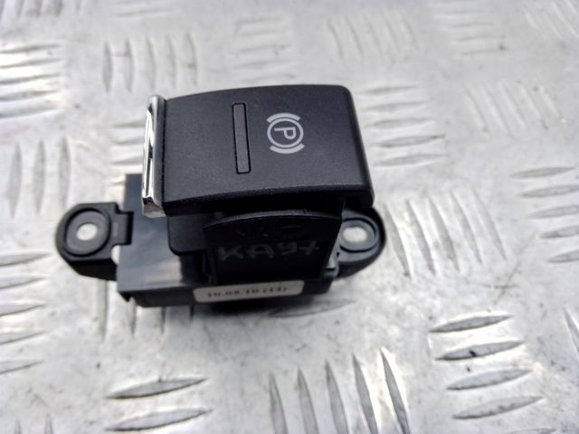 7P5927225 Клавиша электромеханического стояночного тормоза купить Ирпень