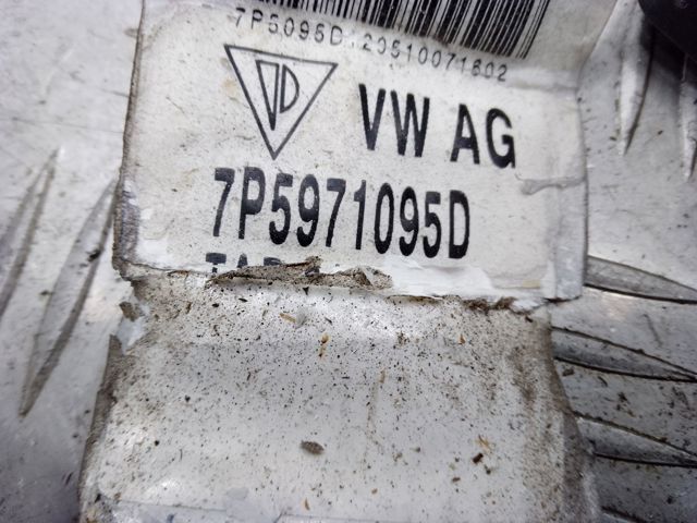 PORSCHE 7P5971095D в наличии Харьков