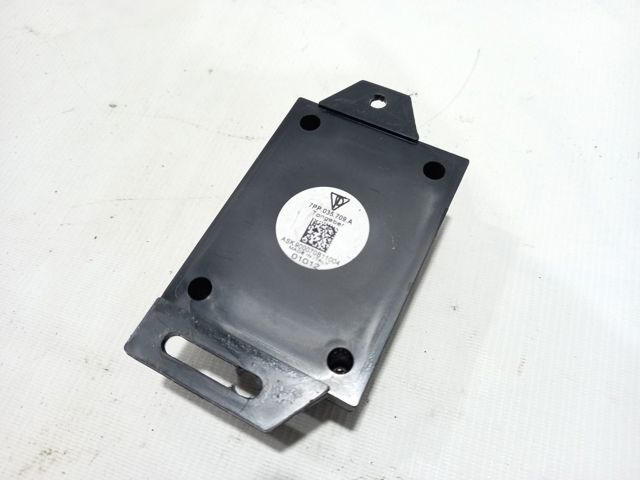 7PP035709A PORSCHE купить в Тернополь