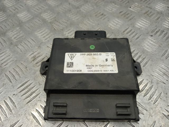 7PP959663E PORSCHE Стабилизатор напряжения купить в Львов