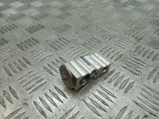 Клапан TRV, кондиционера 80220TBAA11 HONDA