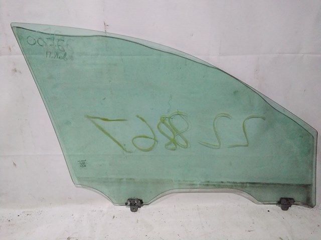 Стекло водительской двери 803013JA0C NISSAN