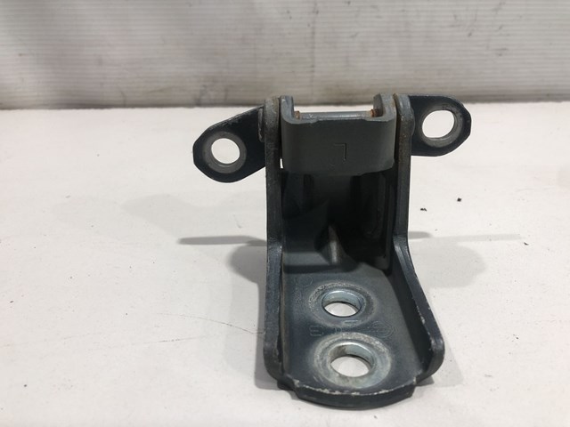 Петля передней двери 80401EG000 NISSAN