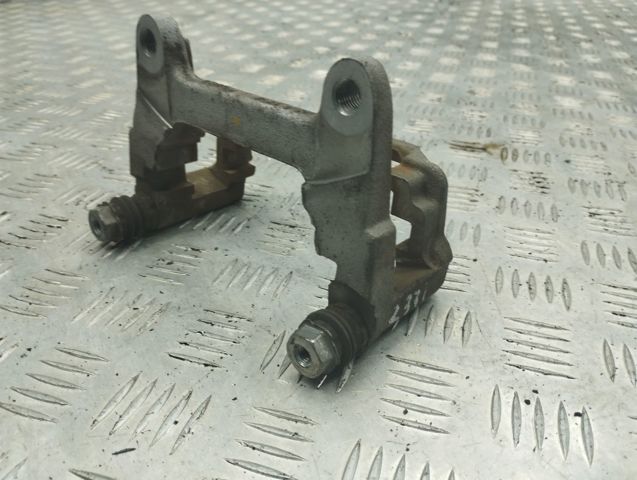 80A615425A VAG Скоба заднего суппорта купить в Харьков