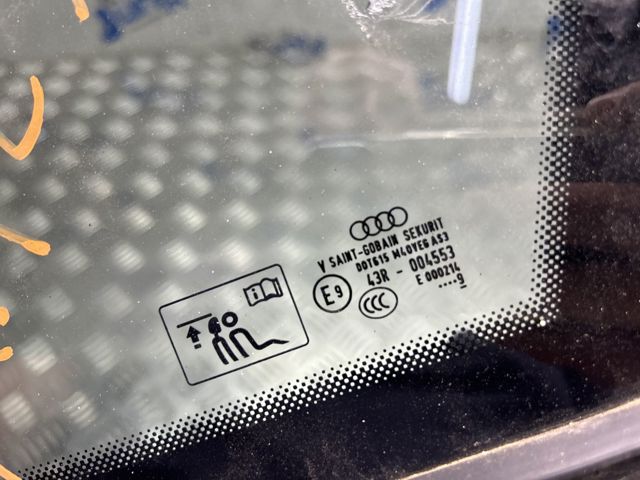 80A845298LNVB VAG Стекло кузова (багажного отсека) правое купить в Ирпень