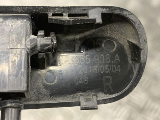 VAG 80A955988A Форсунка омывателя стекла лобового правая в наличии Винница