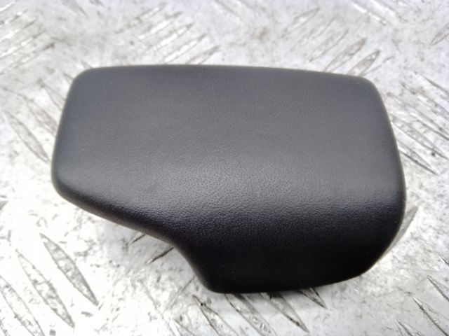 Ручка рычага коробки передач 80B713139D1KT VAG