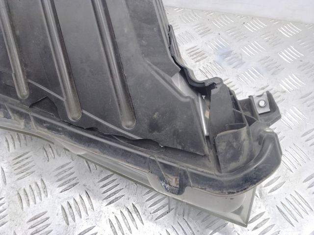 TOYOTA 8115006860 Левая фара в наличии Украина