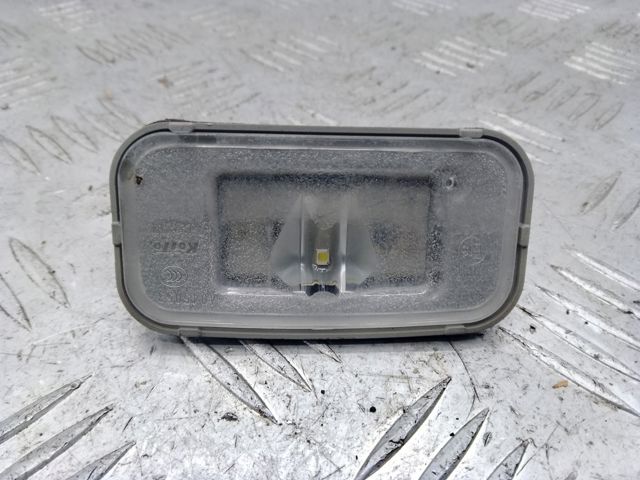 Фонарь освещения номерного знака 8127053030 TOYOTA