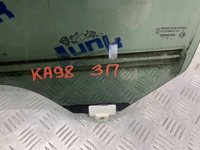 823005NA2A Стекло двери задней правой купить Черновцы