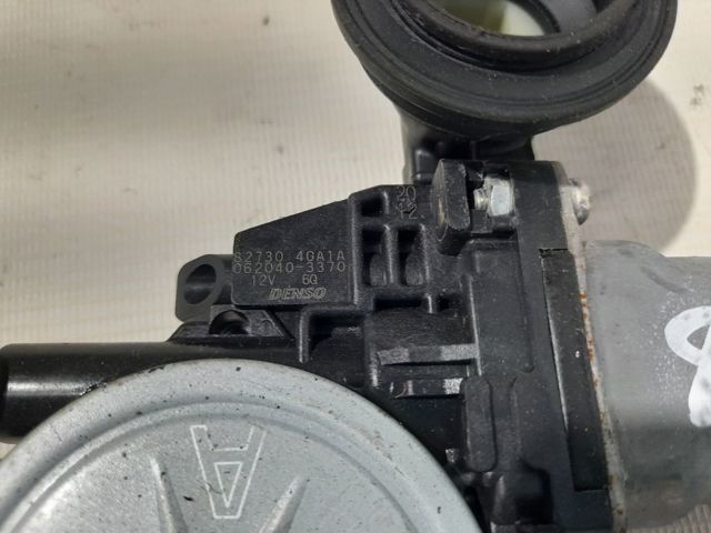 Моторчик стеклоподъемника двери задней, правой 827304GA1A NISSAN