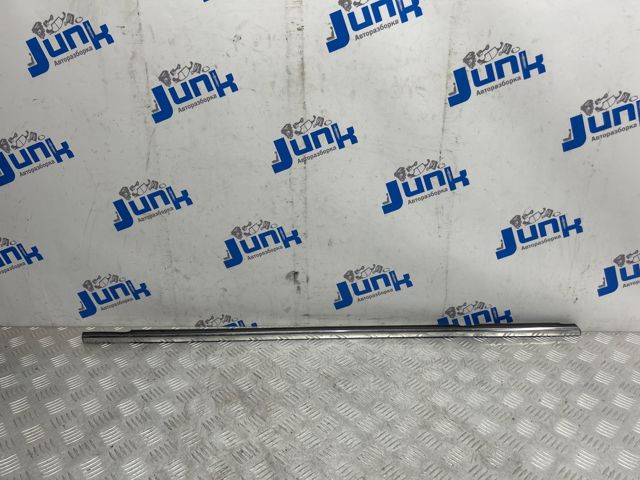 828211LA1A NISSAN купить в Николаев