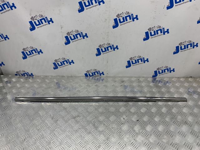 NISSAN 828213JA0A в наличии Львов