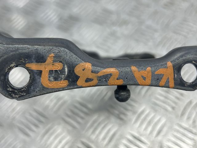 Крепление крышки багажника 844001MA0A NISSAN