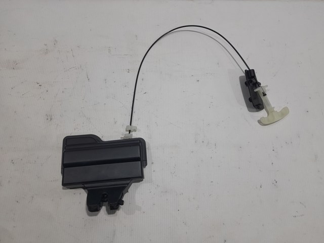 Замок и ручка двери задка 846314GA2A NISSAN