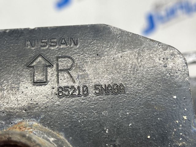NISSAN 852105NA0A Кронштейн усилителя заднего бампера в наличии Запорожье