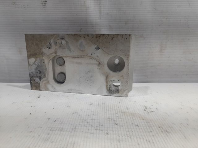 852113JA0A NISSAN Кронштейн усилителя заднего бампера купить в Хмельницкий