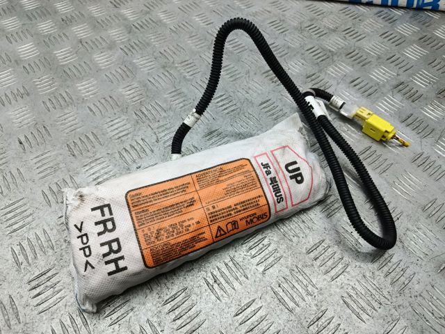 Подушка Айрбег спинки сидения правого 88920D5000 HYUNDAI