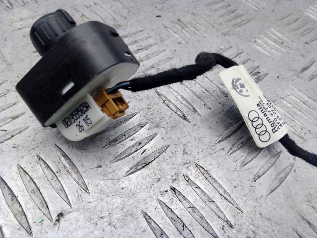 Блок управления зеркалами заднего вида 8E0959565A4PK VAG