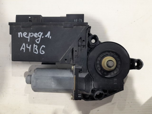 Моторчик стеклоподъемника двери передней левой для audi a4 (b6) 2000-2004 8E1959801