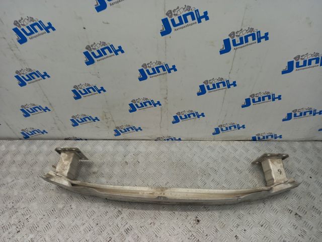 Шина бампера переднего 8J0807109 VAG