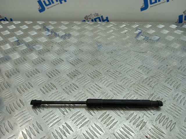 Амортизатор капота газовый 8J0823359C VAG
